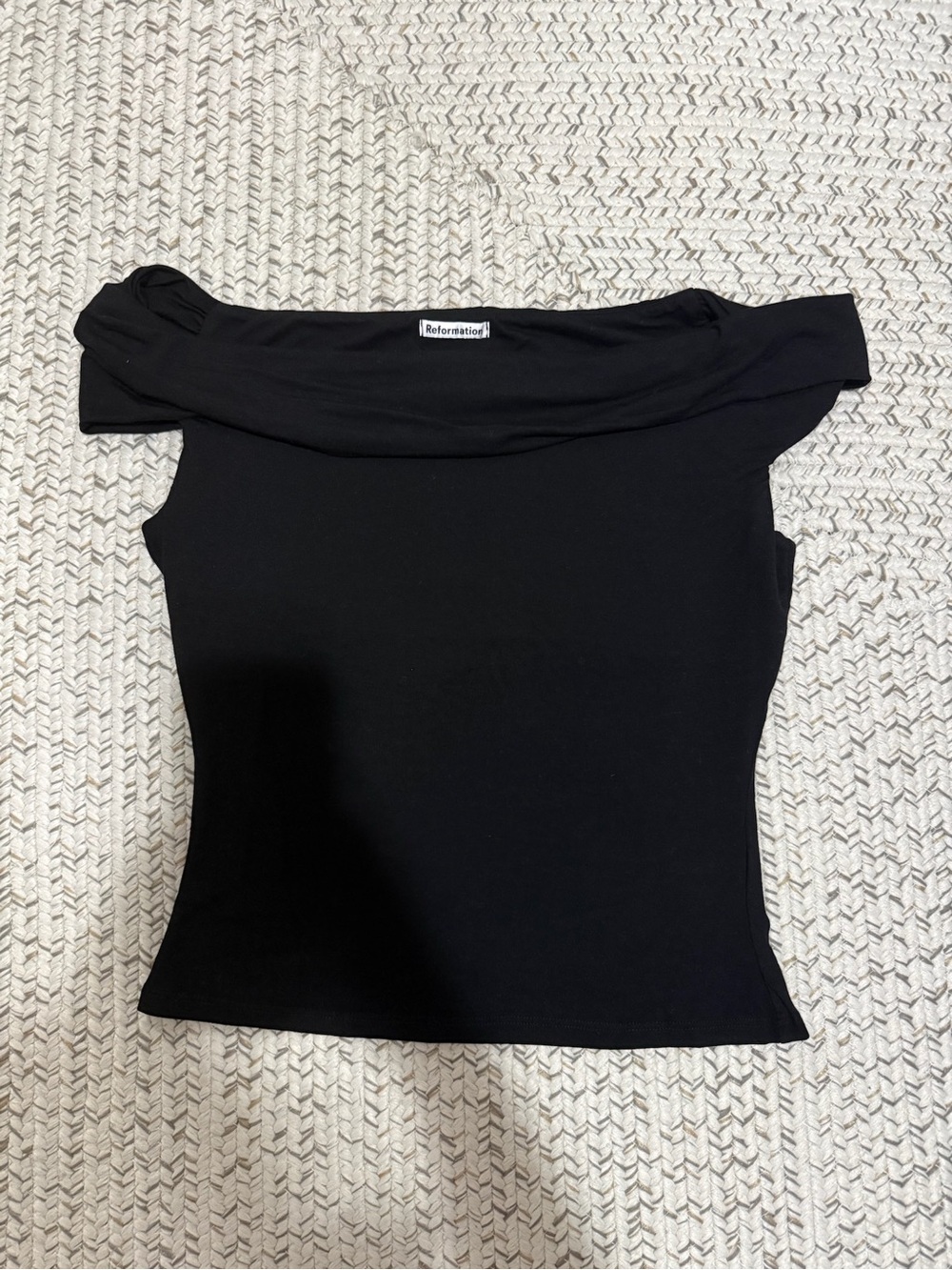 Reformation Cello Off Shoulder Ruched Knit Top - Picture 6 of 8